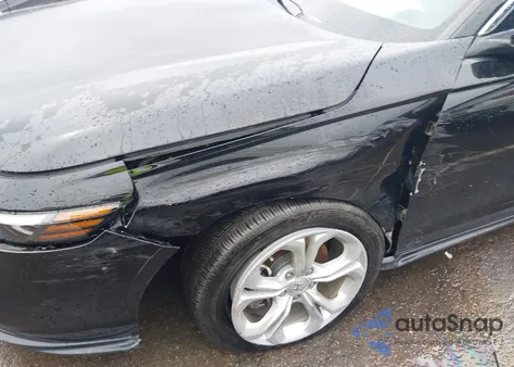 2024 Honda Accord Lx z USA, uszkodzony, nr VIN 1HGCY1F28RA062436